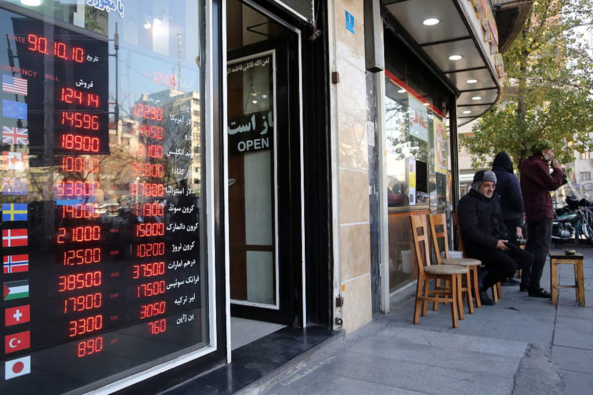 Iran, manifestazioni contro il caro-vita: sei morti negli scontri