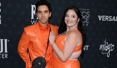 Omaggio o sfottò? Megan Stalter e Paul W. Downs vestono i panni di Kylie Jenner e Timothée Chalamet ai Critics Choice Awards 2026