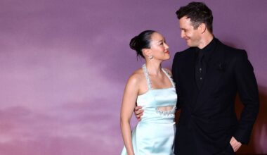 Bridgerton 4, a Parigi il debutto di Benedict: Luke Thompson e Yerin Ha sul red carpet della premiere