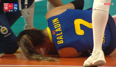 Pallavolo Turchia – L’infortunio alla caviglia di Hande Baladin nel match contro il THY – iVolley Magazine