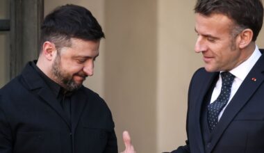 Parigi: Usa monitoreranno cessate fuoco in Ucraina con gli europei. Macron: giornata storica per Kiev ed Europa