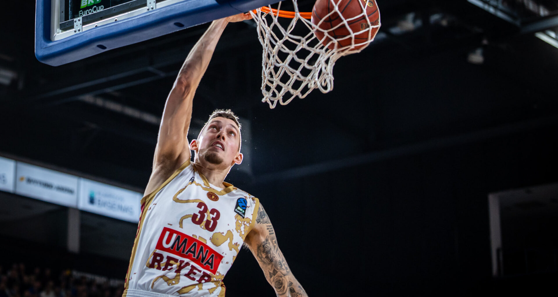 la Reyer ne segna 118 e batte il Neptunas a domicilio