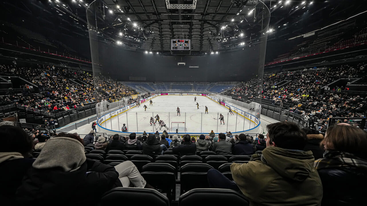 il tempio del ghiaccio ha accolto per la prima volta gli spettatori