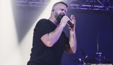 le band di supporto delle date di Padova e Roma