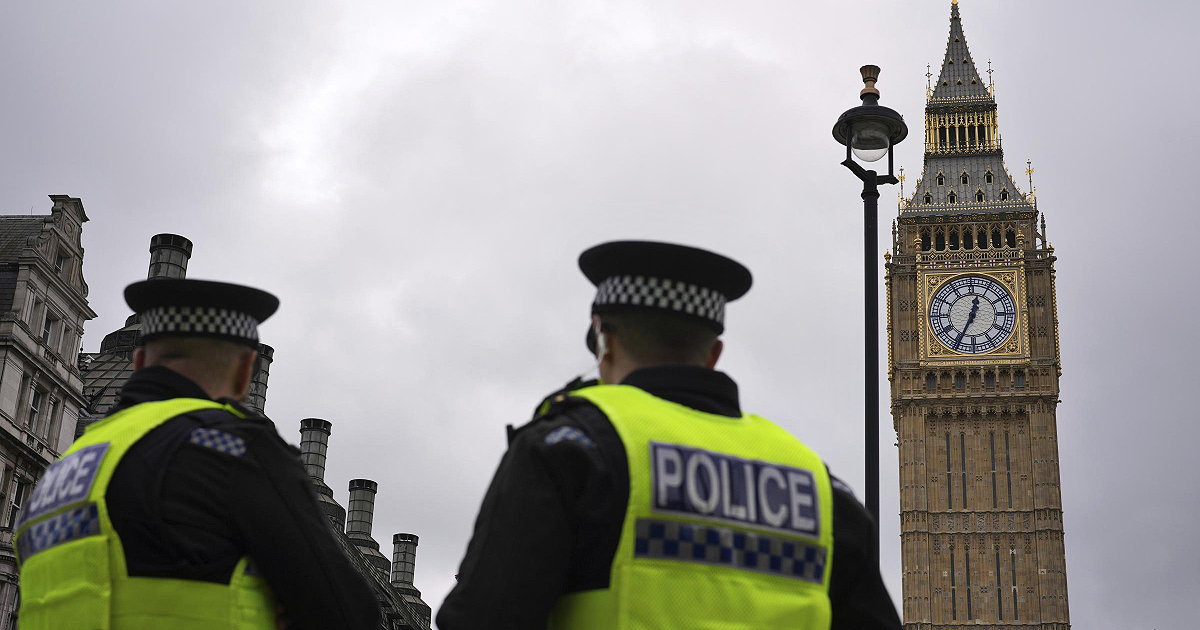 Barman italiano trovato morto a Londra. Figlio di un comandante dei carabinieri di Pescara, si attende… - Il Fatto Quotidiano