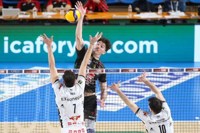 Lube-Padova33-dimensioni-grandi-650x433