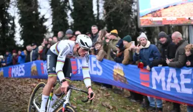 CDM Ciclocross, alla fine Mathieu Van Der Poel sarà al via della prova di Benidorm: "La voglia di gareggiare era semplicemente troppo forte"