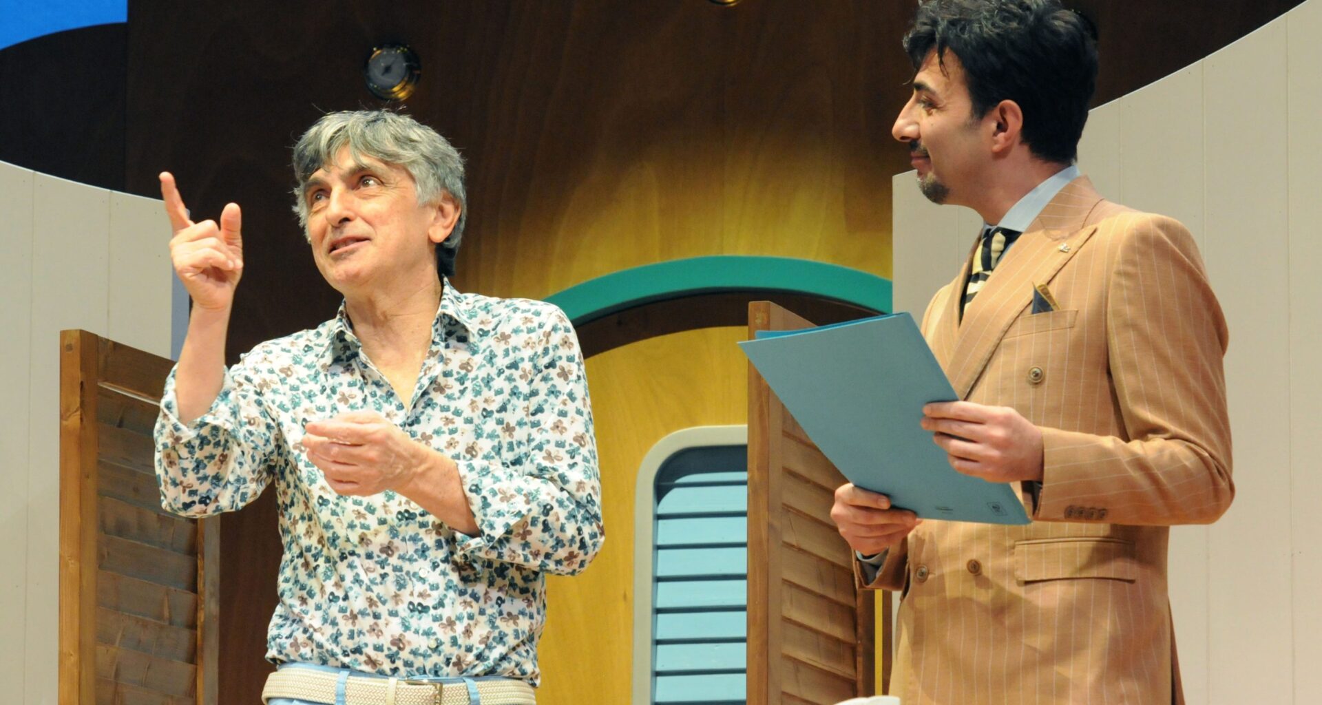 Ascolti TV | Lunedì 5 Gennaio 2026. Salemme vince col 17.5%, Io Sono Farah al 12.1%, benissimo Mamma ho riperso l'aereo (11.6%)