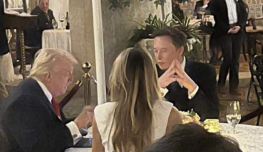 Mar-a-Lago, Elon Musk a cena con Trump e Melania: 'Sarà un magnifico 2026'