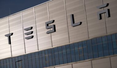 Tesla rallenta a Berlino, la Gigafactory entra in una fase delicata