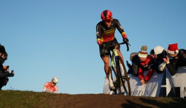 CDM Ciclocross, Thibau Nys non usa mezzi termini per il quarto posto per un errore in volata: "È una m..."