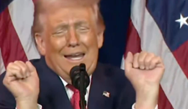 Usa, Trump deride la atlete transgender davanti ai parlamentari repubblicani