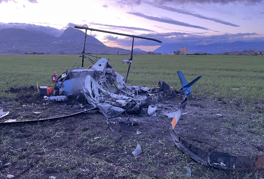 Tragedia a Benevento. Elicottero Ultraleggero precipita in c.da Olivola. Morto 76enne, ferito 68enne.