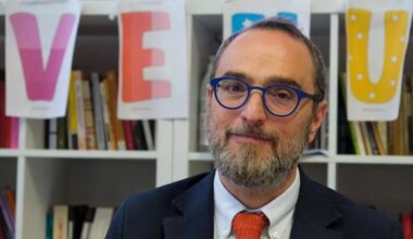 La scuola di Palermo in cui le lezioni durano 50 minuti, non si fanno scrutini, non si danno voti se non a giugno. Il Dirigente: "Diminuite le assenze e azzerata la dispersione". INTERVISTA