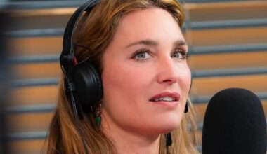 Lucilla Agosti alla conduzione di "105 Night Express" con Alessandro Sansone
