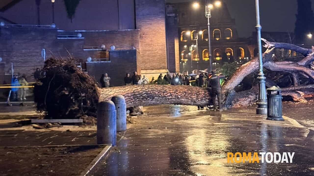 paura su via dei Fori Imperiali