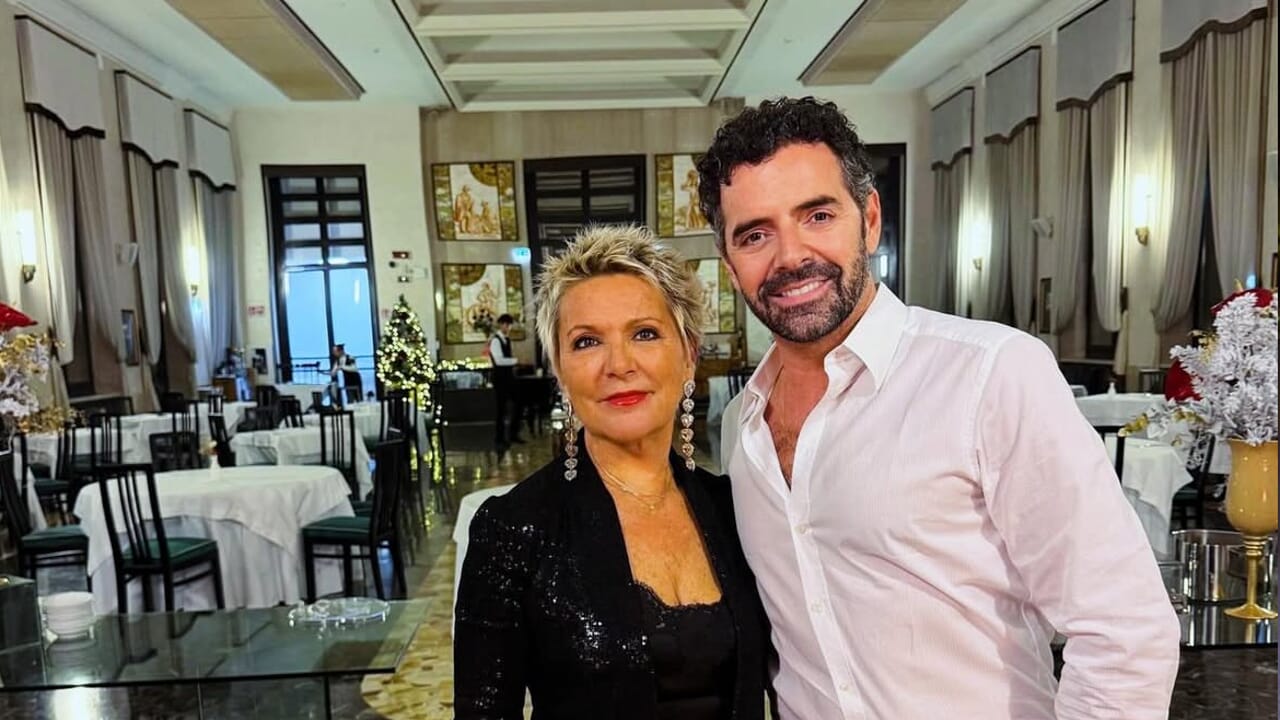 Nek festeggia il compleanno, Matano e Nancy Brilli scelgono il benessere dei fanghi