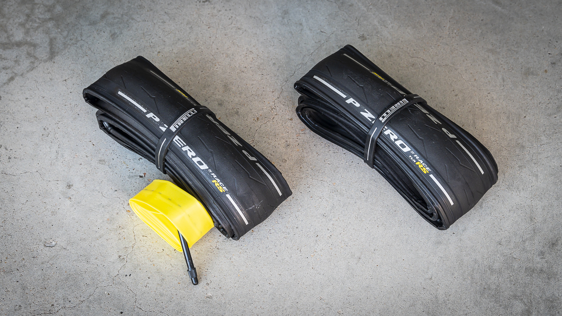 Pirelli P Zero Race RS TLR vs RS con TPU, ovvero tubeless vs camera d’aria