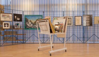 Opere d’arte in prestito come i libri. Cosa sono le artoteche che iniziano a diffondersi anche in Italia