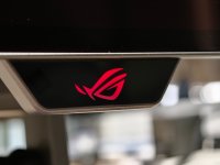 ASUS prepara aumenti di prezzo a ridosso del CES 2026: l’IA spinge i costi e il conto arriva agli utenti