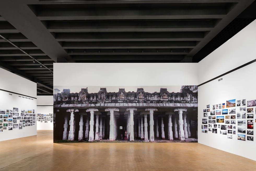 Installation view della mostra Ettore Sottsass. Mise en scène installation view della mostra ettore sottsass. mise en scène