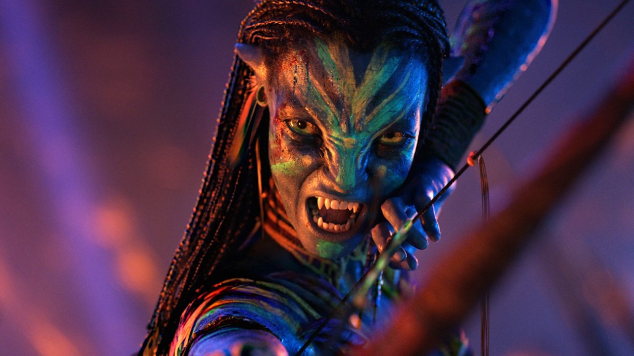 Avatar: Fuoco e Cenere, Zoe Saldana in una scena