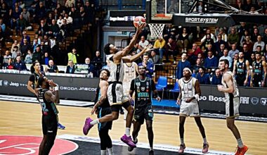 Sabato Dolomiti Energia Trentino ospita Vanoli Basket