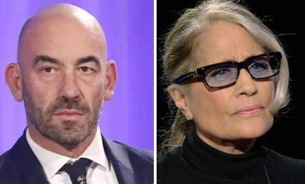 "Ci pensi lei". E il prof querela