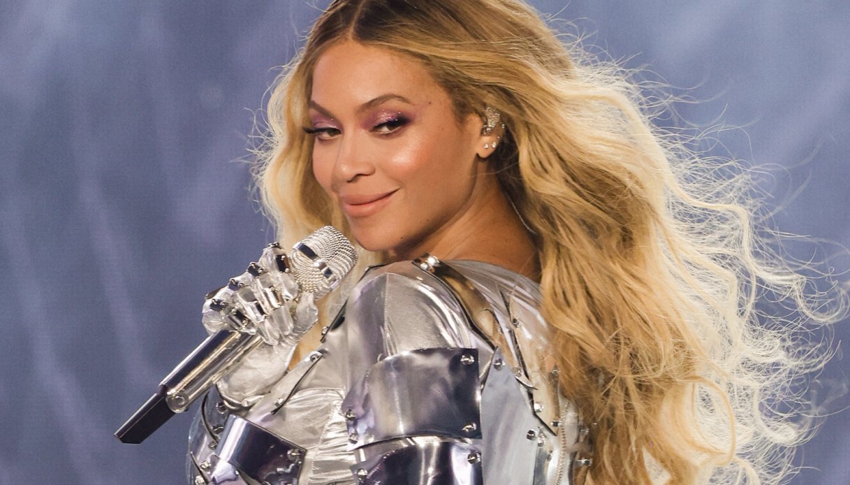 Beyoncé è diventata miliardaria, è la terza artista musicale (donna) al mondo