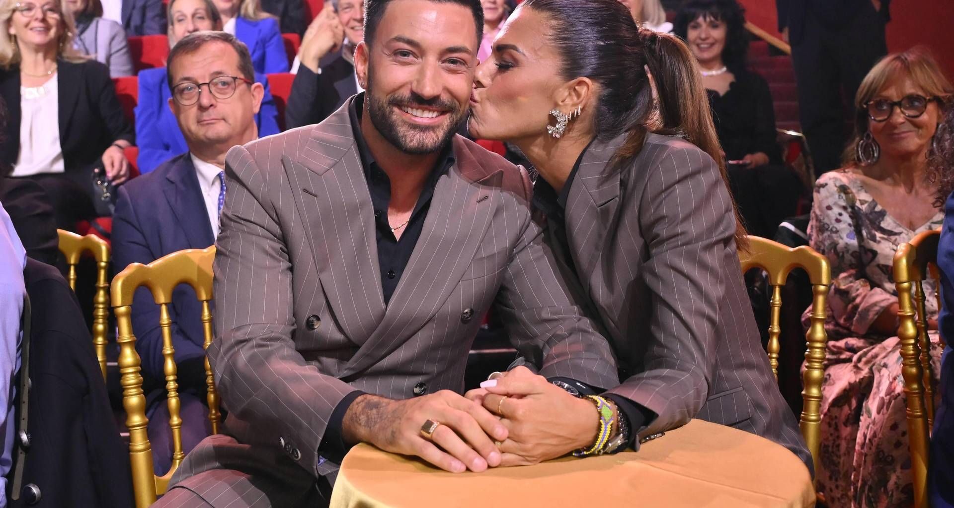 "La donna più bella del mondo", gli auguri di Giovanni Pernice per il compleanno di Bianca Guaccero