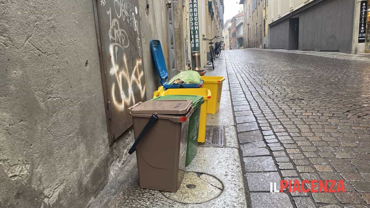 «Criticità nell'app di Iren, segnalati conteggi delle svuotature errati»