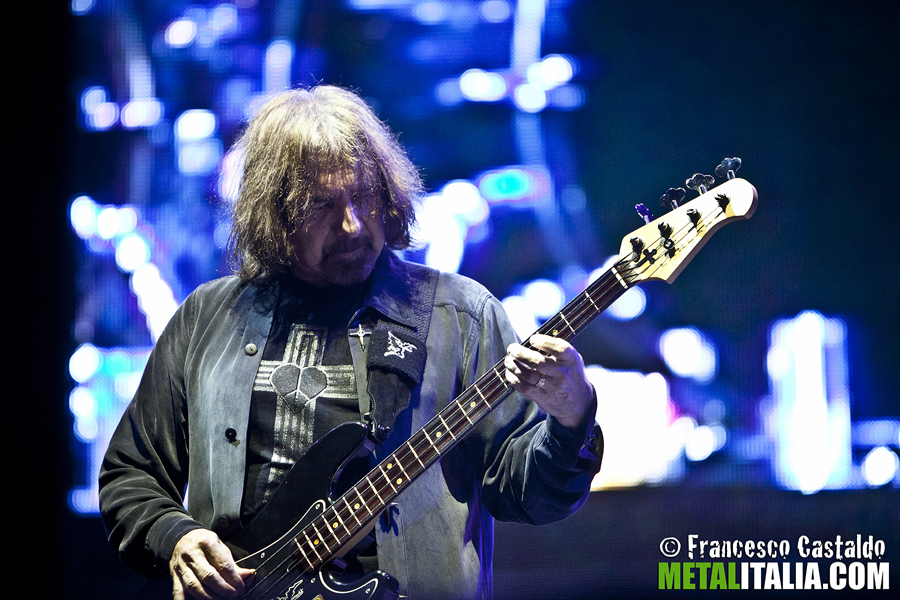 Geezer Butler, "Uso l'A.I. per le demo delle parti vocali del mio nuovo album"