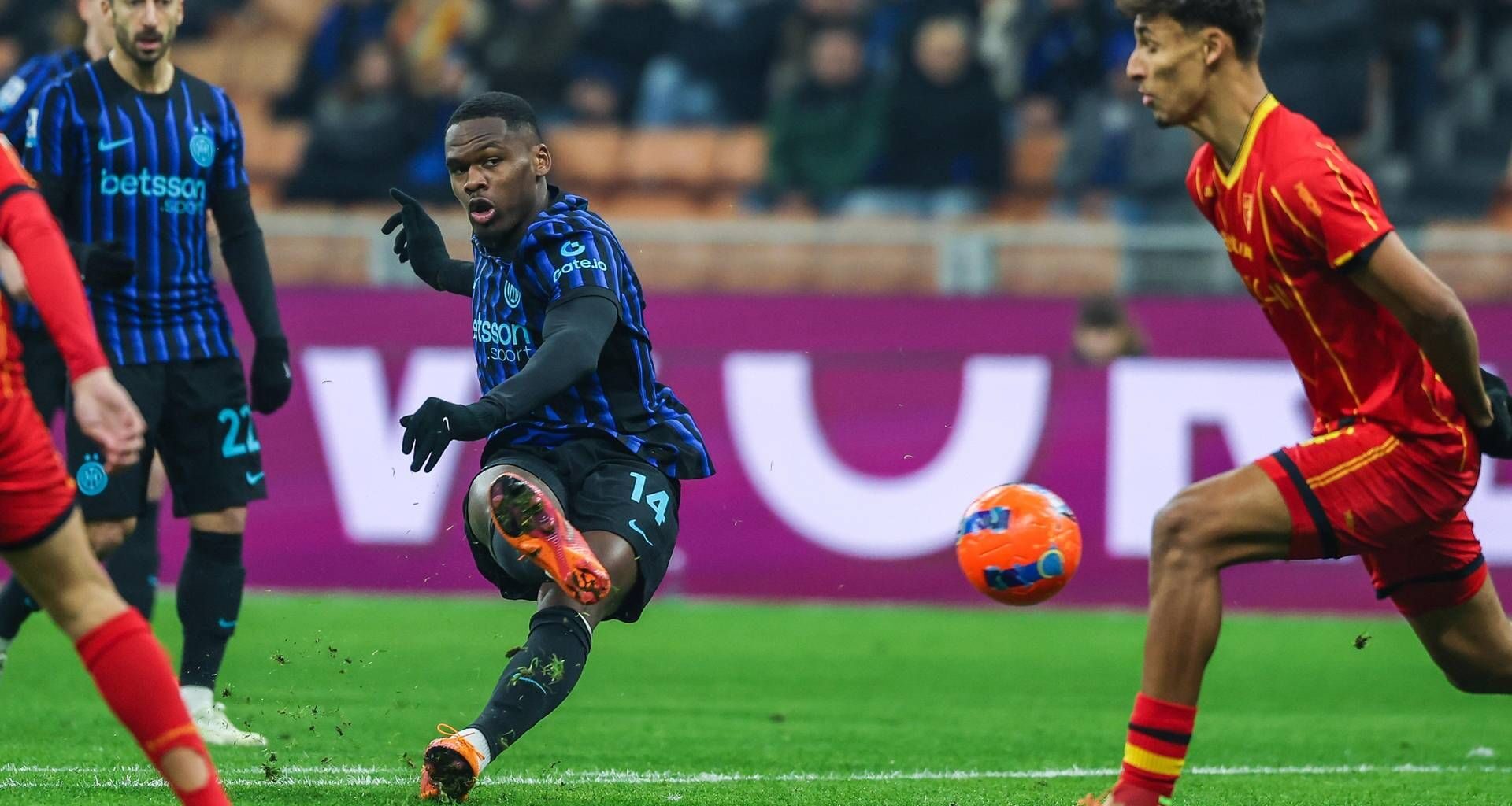 Fallo su Bonny in area, ma niente rigore. Cos'è successo in Inter-Lecce