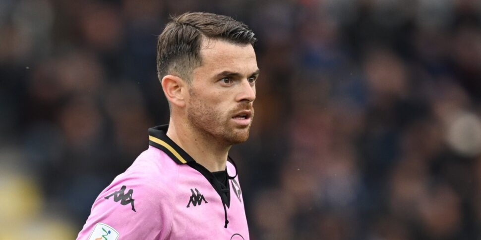 Brunori è sbarcato a Genova, domani allenamento con la maglia della Sampdoria