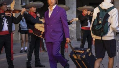 Buen Camino: tutti i record d'incasso del film di Zalone