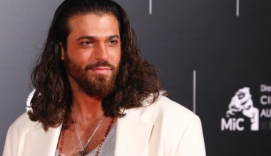 Can Yaman rilasciato, era stato arrestato in Turchia in un'indagine sul traffico e consumo di droga