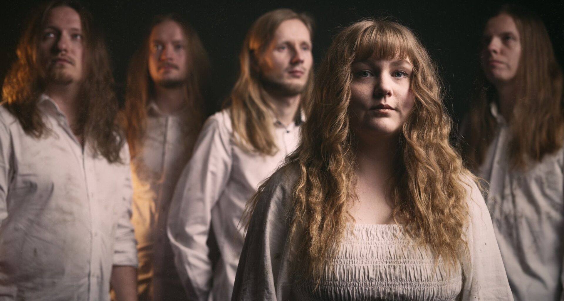 CANVAS OF SILENCE: cambio di cantante