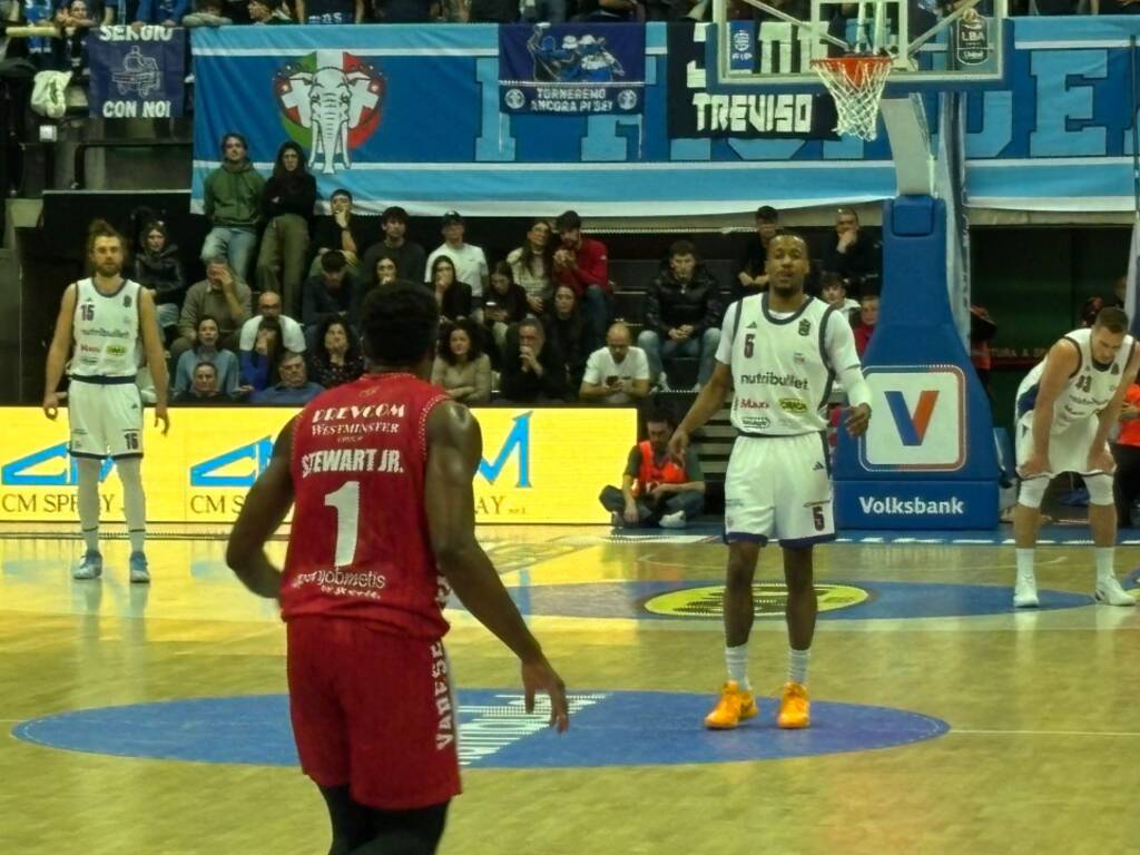 Stewart "anema e core". Alviti-Librizzi: "azzurri tenebra"