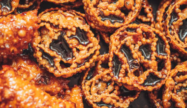 Cartellate al vincotto: concept: dolci