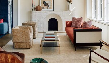 Una casa con un salotto, che è una scatola blu