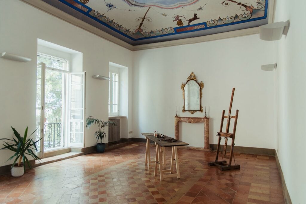 Nelle Marche c’è una residenza d’artista che accoglie tutte le discipline creative: storia di Casasanvito