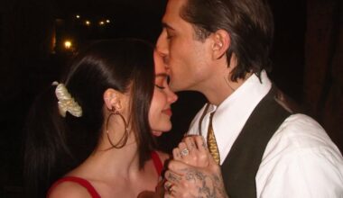 Damiano David e Dove Cameron si sposano. Ecco la frase d'amore segreta incisa dentro agli anelli di fidanzamento