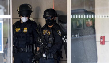 Polizia federale spara a Portland, due feriti - Ultima ora