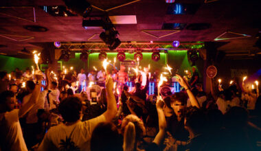 l'unica via di fuga una scala a chiocciola