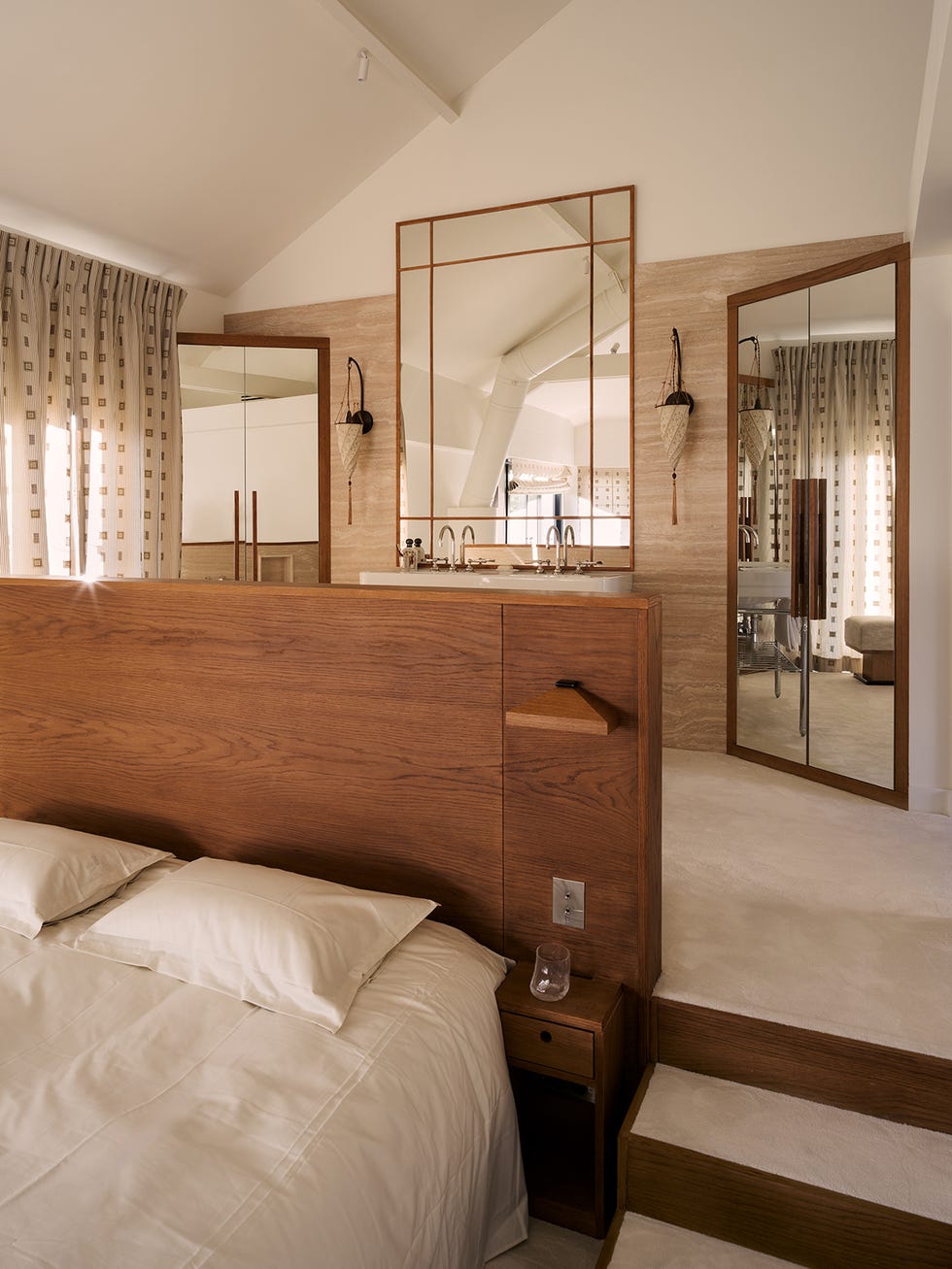 una casa con jardin y estilo japandi de los interioristas hauvette y madani