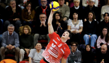 i quattro giorni di Efe Mandiraci