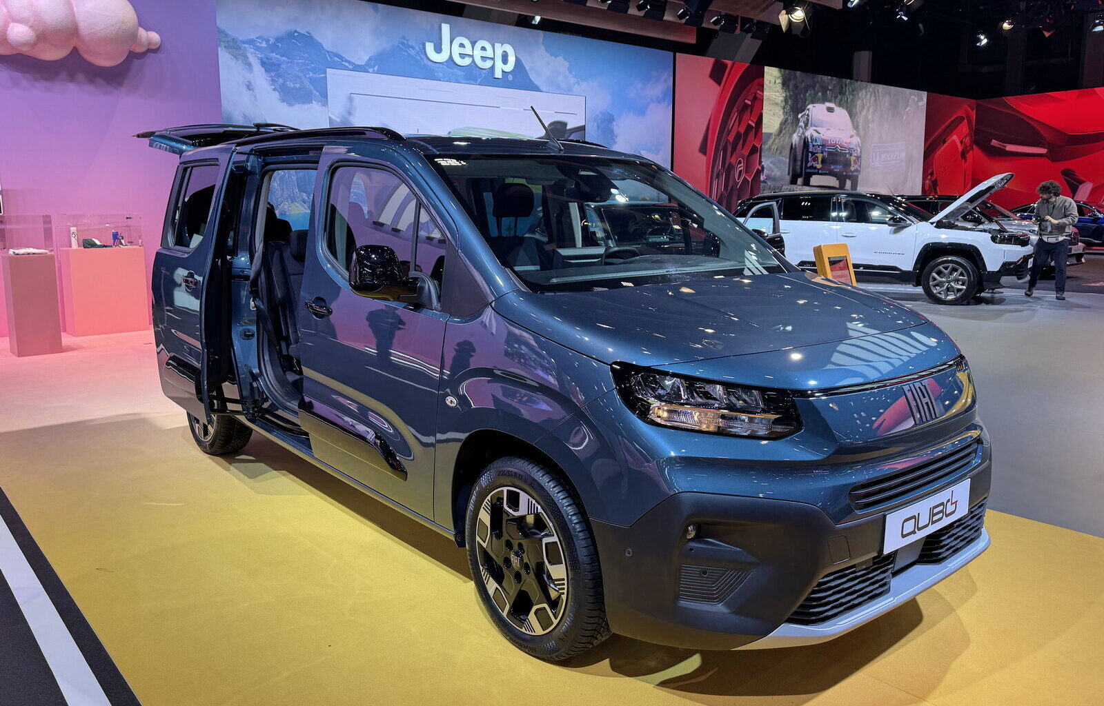 Foto - Fiat Qubo L: torna la multispazio (anche diesel) per le famiglie numerose - AlVolante