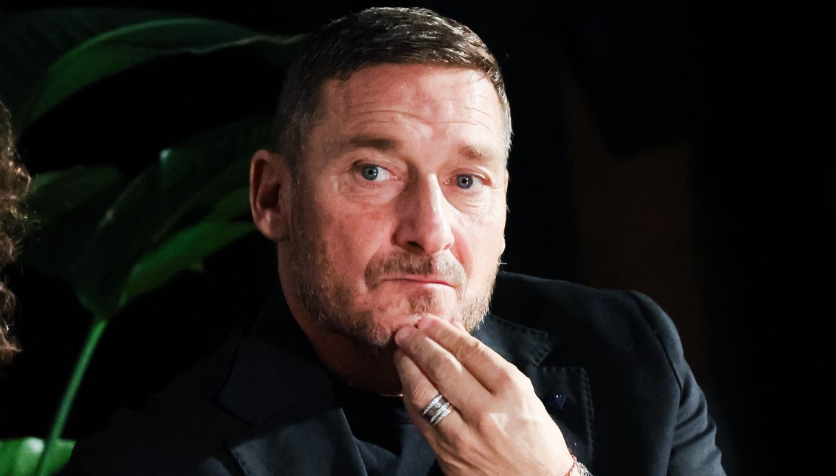 la tv non è il mestiere di Totti (4), Cristiano Malgioglio quasi perfido (6), Massimo Lopez scatenato (8)