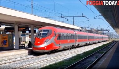 treni fermi sulla linea Bari-Foggia