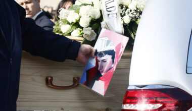 la Nuvola dell'Eur illuminata di bianco per Riccardo Minghetti